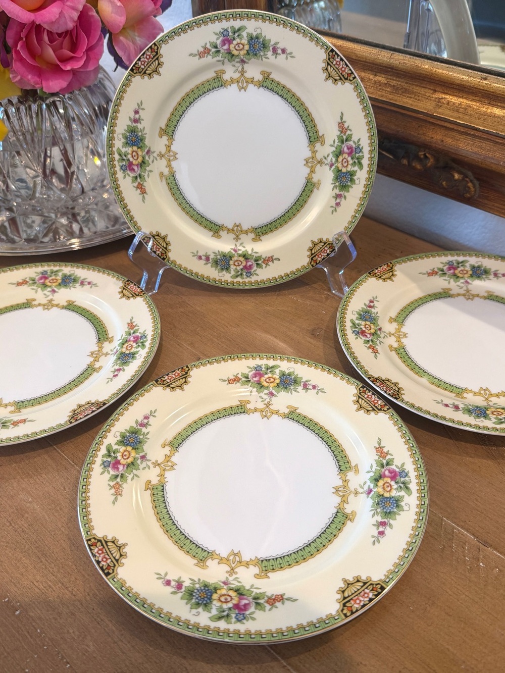 Meito China Floral Luncheon Salad Plates 7.5” Set of 4 Pale Yellow Made In Japan